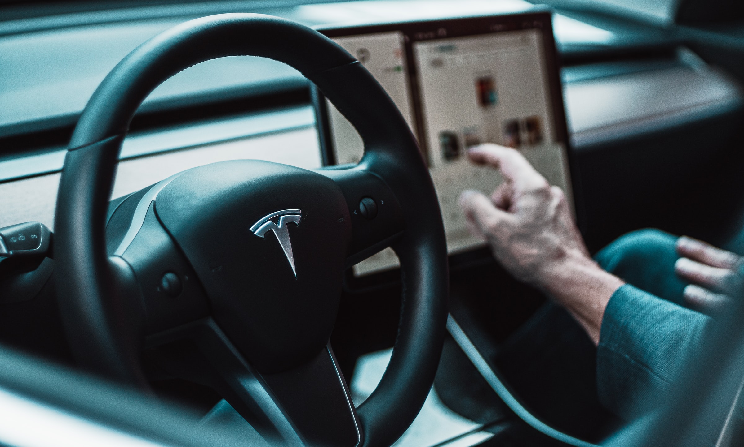 Tesla’s director of AI departs the company